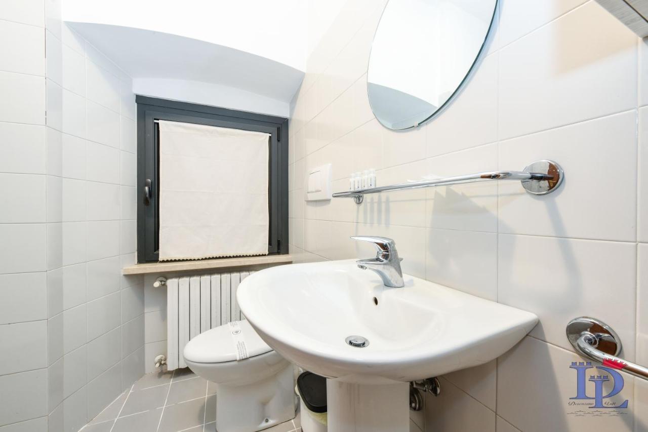 Desenzanoloft Blue Lake Star Apartment Desenzano del Garda Ngoại thất bức ảnh