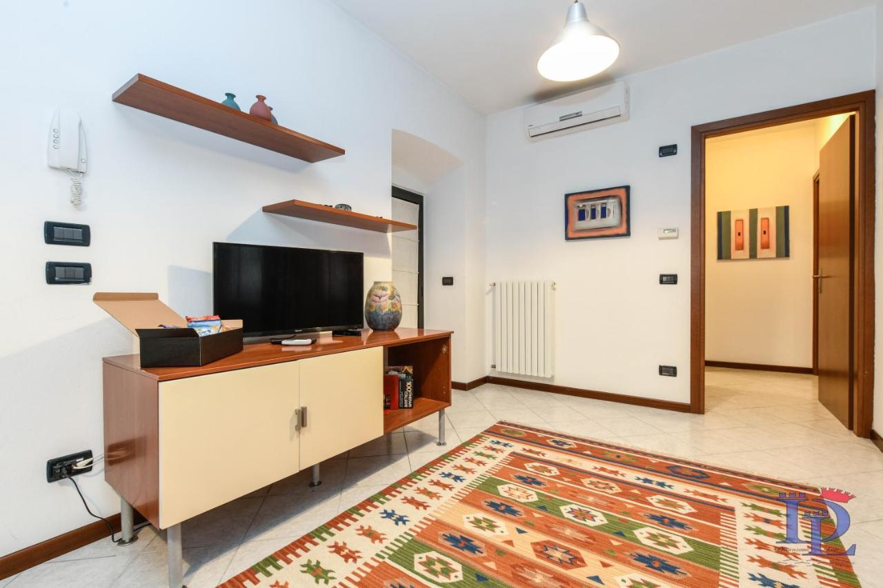 Desenzanoloft Blue Lake Star Apartment Desenzano del Garda Ngoại thất bức ảnh