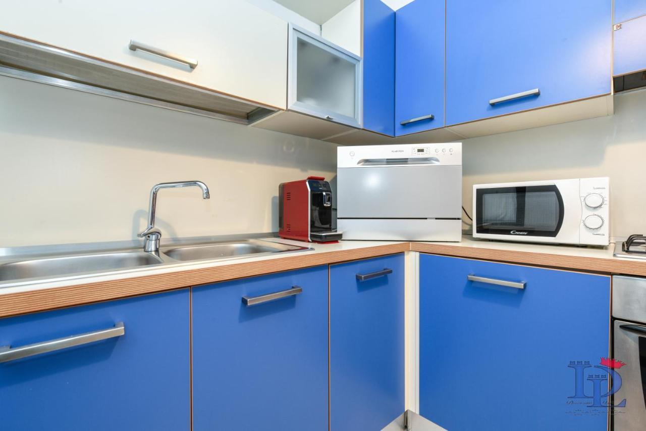 Desenzanoloft Blue Lake Star Apartment Desenzano del Garda Ngoại thất bức ảnh